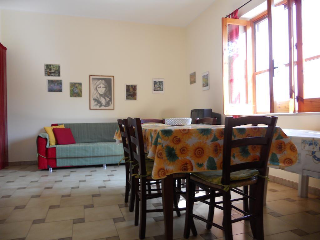 Villa Magnolia Appartamenti Nicotera Pokoj fotografie